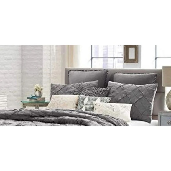 ANTHOLOGY Mina Velvet Tassel Euro Sham (1) - Picture 1 of 9